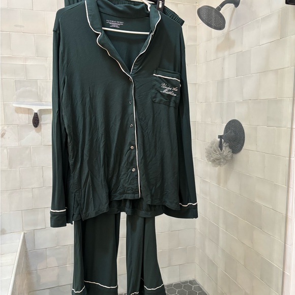 Victoria's Secret Other - Victoria's Secret Dark Green Pajama Set with White Trim